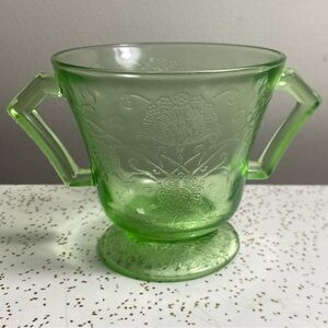 Vintage Hazel Atlas Florentine #2 Poppy footed sugar bowl Uranium glass